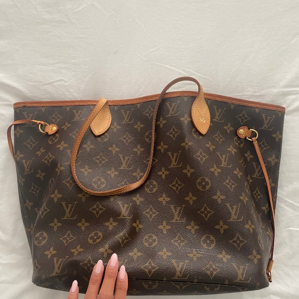 Louis Vuitton Neverfull MM- AUTHENTIC